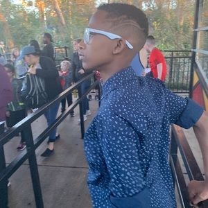 Meet your Posher, Kameron